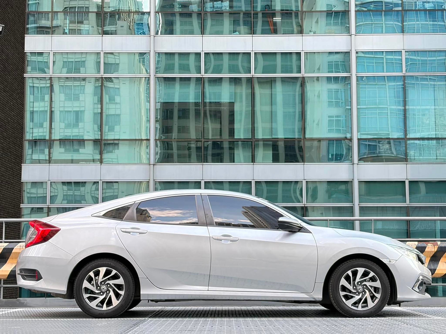 2019 Honda Civic 1.8 S Variant, Automatic, Gas