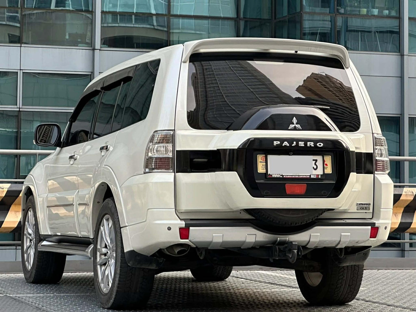 2011 Mitsubishi Pajero GLS 4x4 3.8 V6,  Automatic, Gas