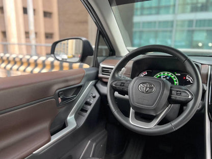 2025 Toyota Innova Zenix 2.0 V, Automatic, Gas