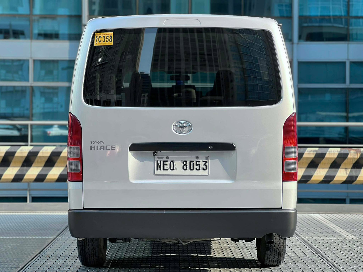 2021 Toyota HiAce Commuter 3.0, Manual, Diesel