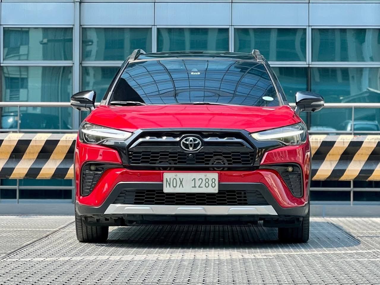 2024 Toyota Corolla Cross GRS Hybrid, Automatic, Gas