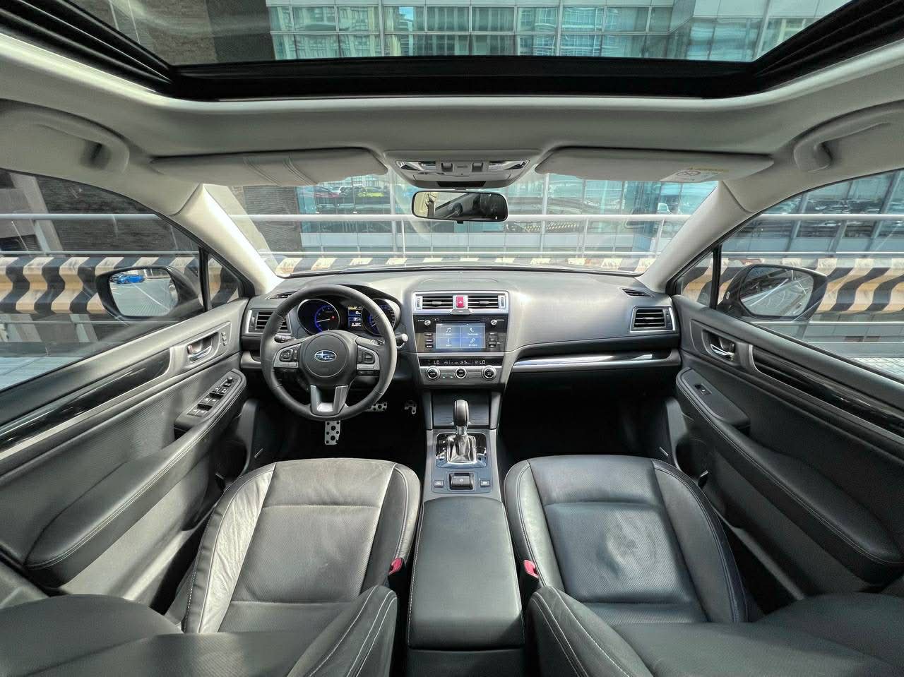 2015 Subaru Outback 3.6 RS, Automatic, Gas