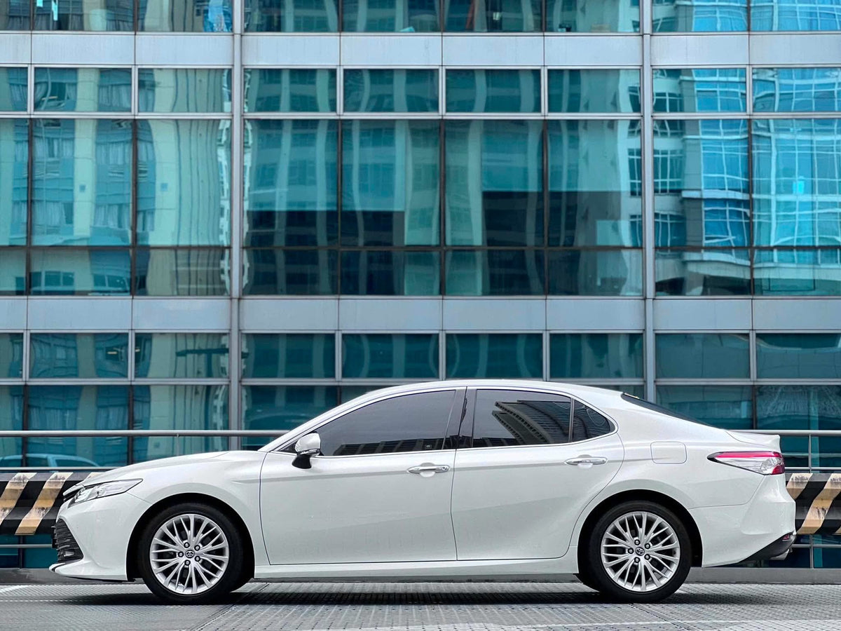 2019 Toyota Camry 2.5 V, Automatic, Gas