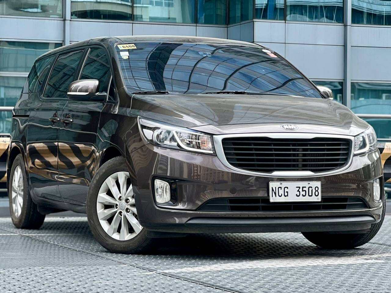 2016 Kia Carnival EX Long Wheel Base, Automatic, Diesel