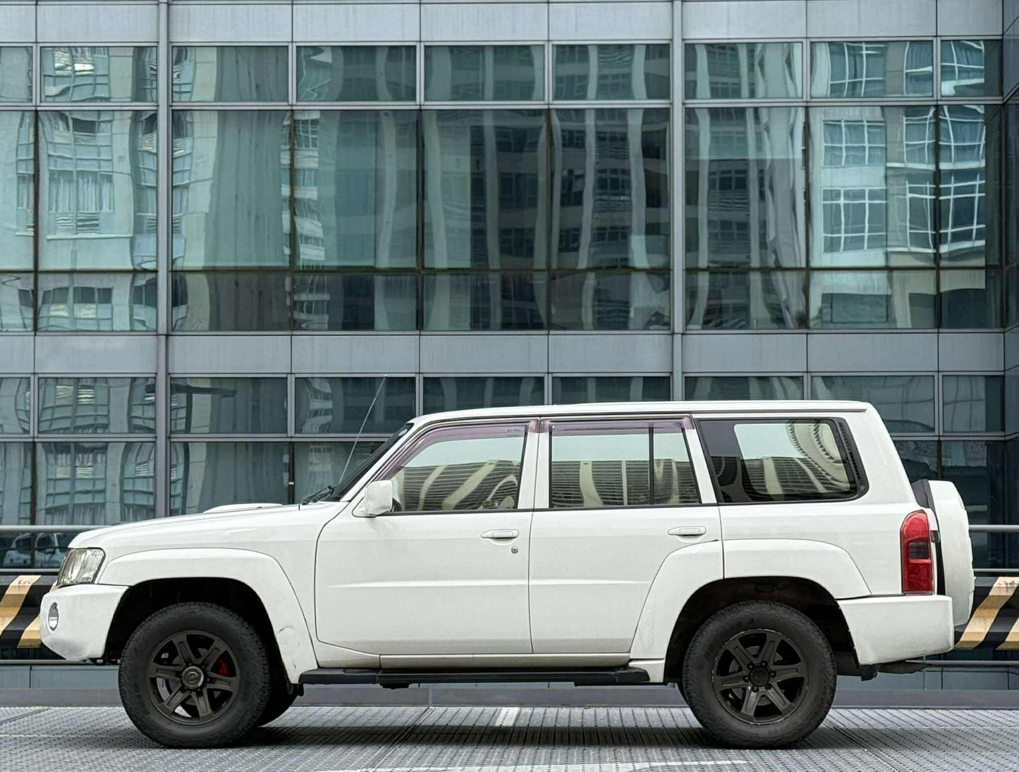 2012 Nissan Patrol Super Safari 4x4 3.0,  Automatic, Diesel