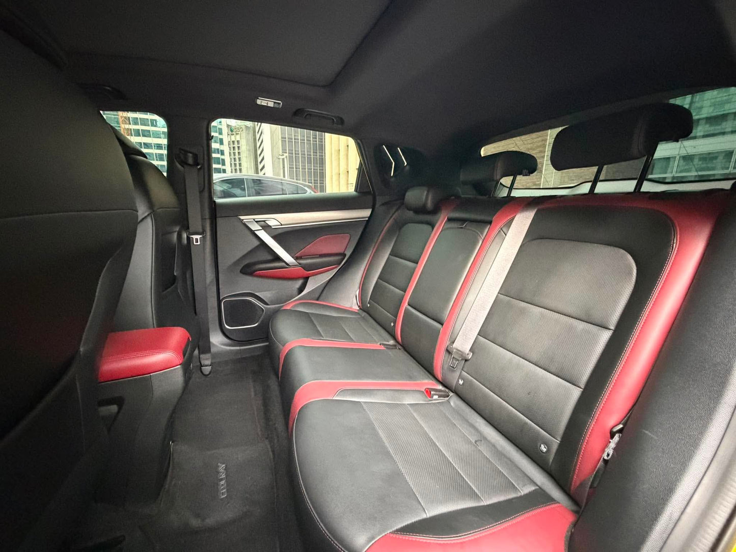 2023 Geely Coolray Sport SE 1.5 
Gas Automatic