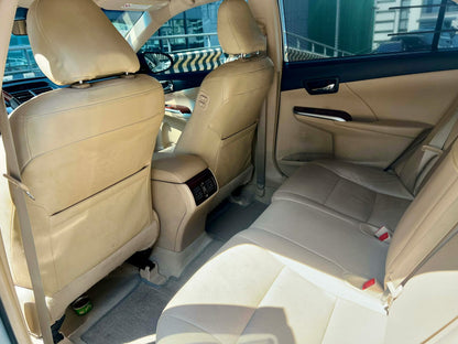 2013 Toyota Camty 2.5 V, Automatic, Gas