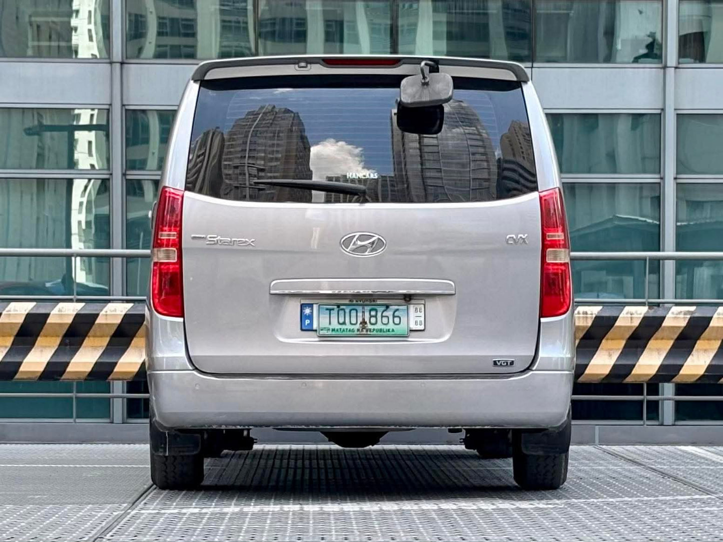 2011 Hyundai Grand Starex CVX 2.5, Automatic, Diesel