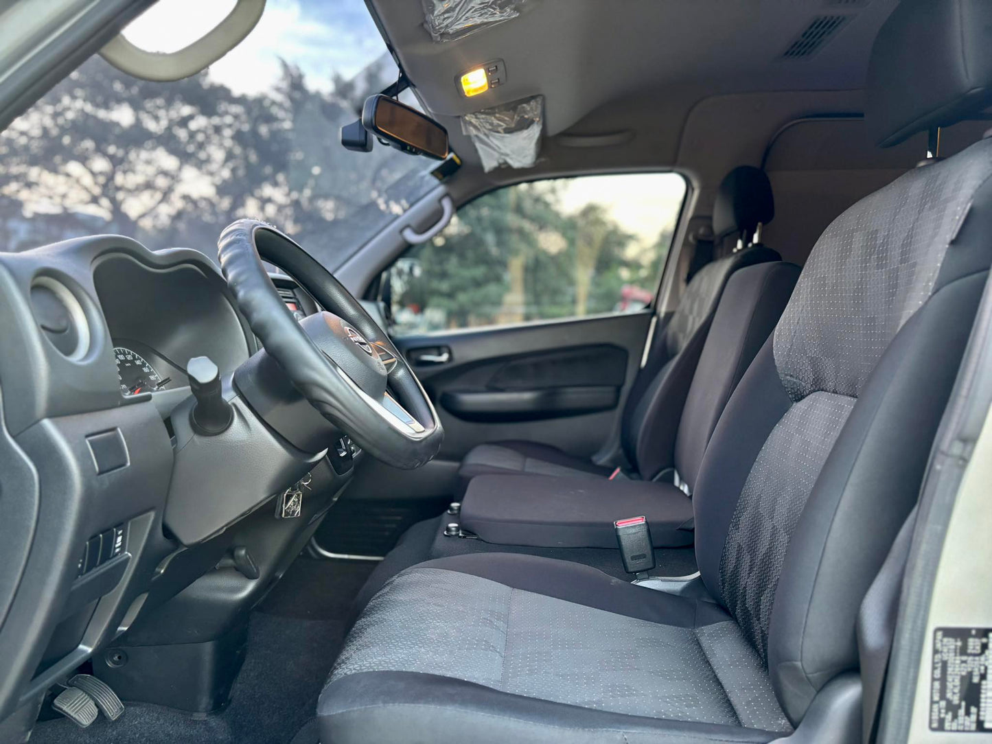 2024 Nissan Urvan Premium NV350 2.5, Automatic, Diesel (Artista Van )