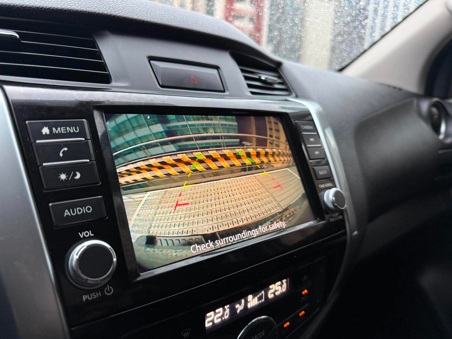 2023 Nissan Navara 2.5 VE, Automatic, Diesel