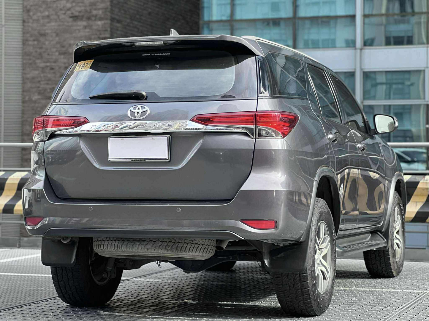 2019 Toyota Fortuner 4x2 G, Automatic, Gas