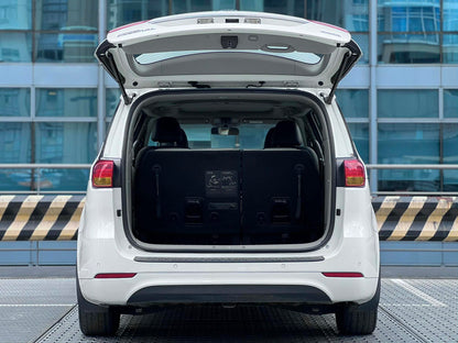 2015 Kia Grand Carnival EX 2.2 CRDI, Automatic, Diesel