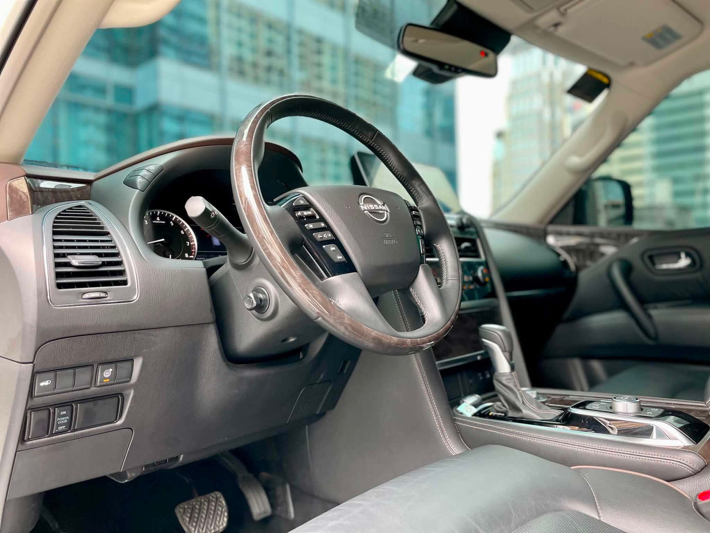 2024 Nissan Patrol Roya LE 5.6L 4X4, Automatic, Gas