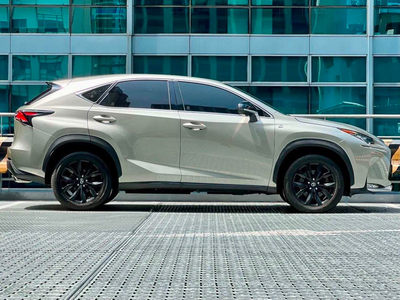 2016 Lexus NX200 2.0 Fsport AWD, Automatic, Gas