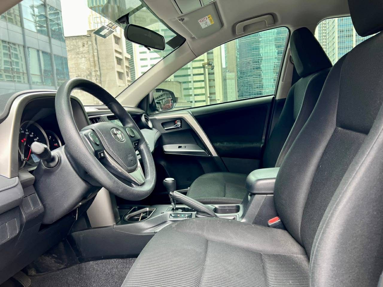 2017 Toyota Rav 4 Active 4x2, Automatic, Gas