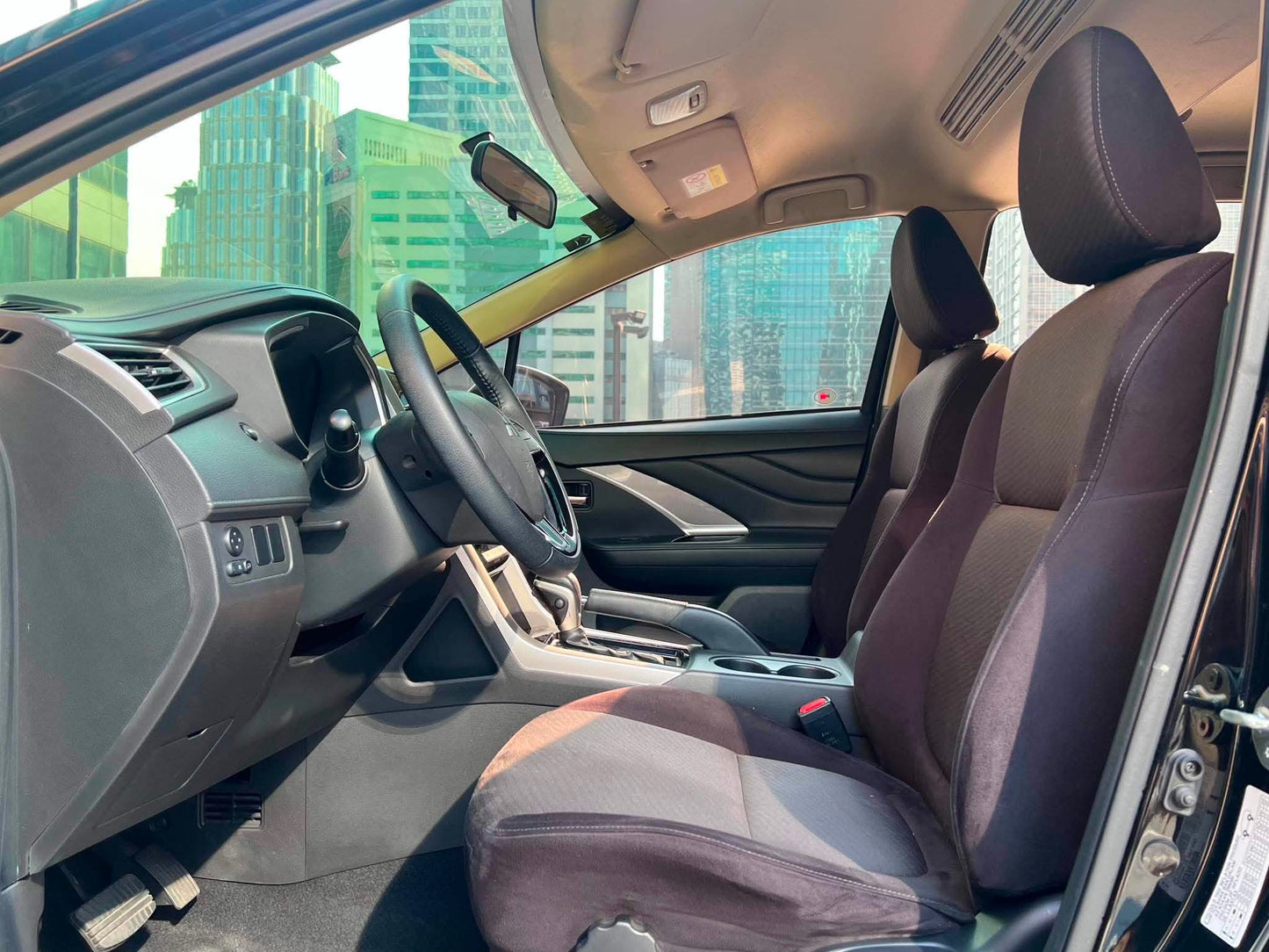 2022 Mitsubishi Xpander GLS Black Series  1.5, Automatic, Gas