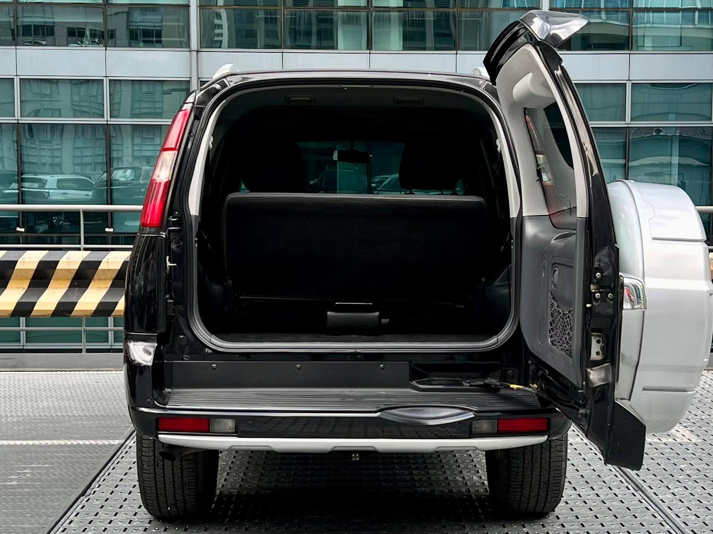 2014 Ford Everest Ambiente 4x2 2.5, Automatic, Diesel