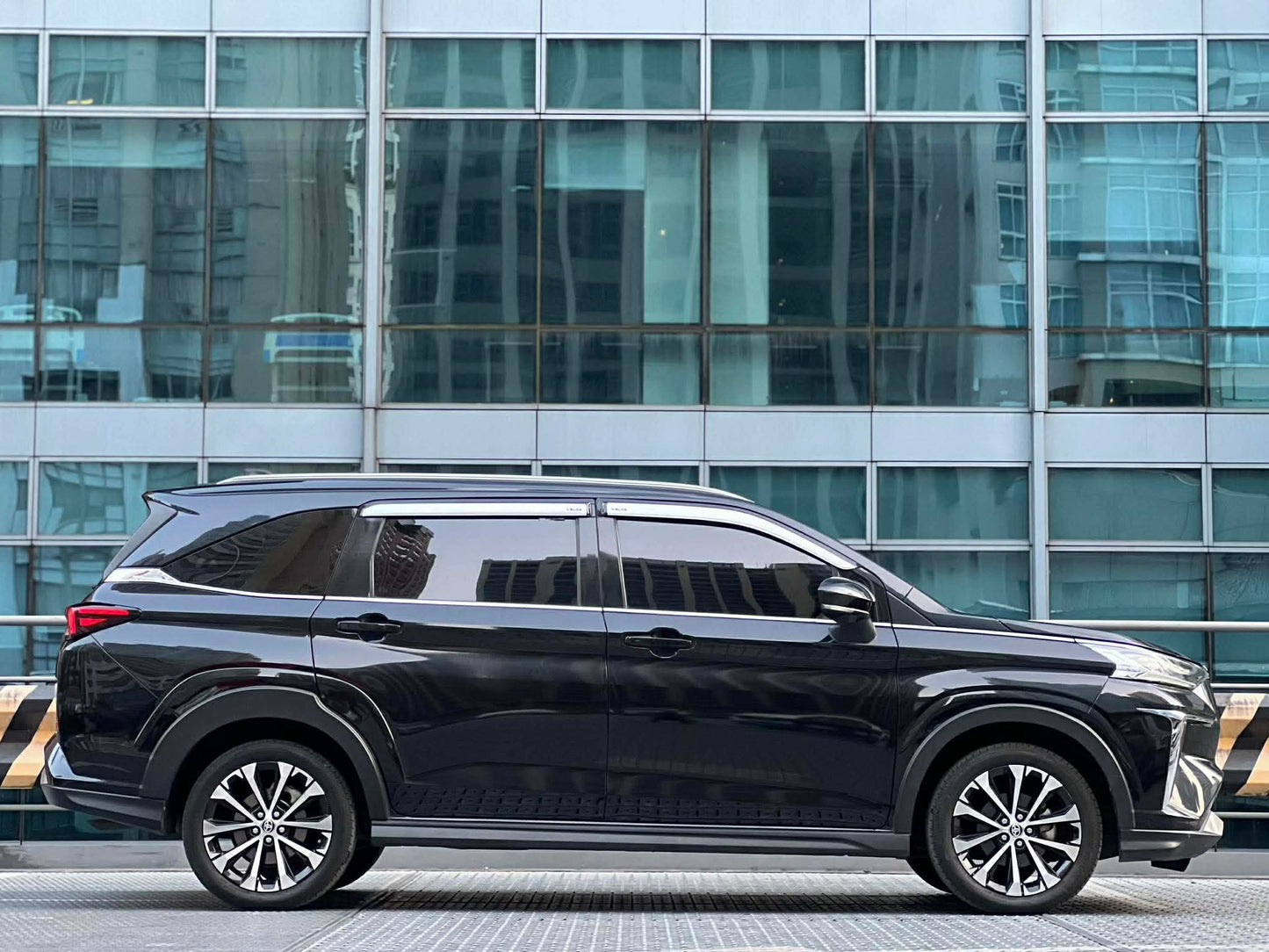 2022 Toyota Veloz 1.5 V CVT, Automatic, Gas