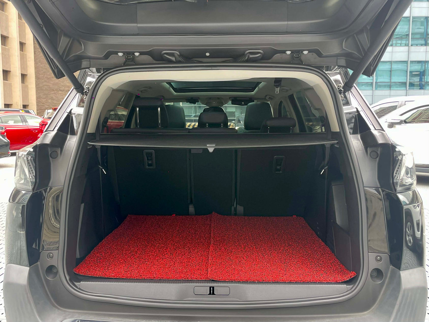 2022 Peugot 5008 1.6 Allure, Automatic, Gas