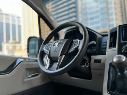 2021 Toyota Hiace Gl Grandia 2.8, Manual, Diesel