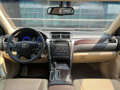 2018 Toyota Camry 2.5 V, Automatic, Gas