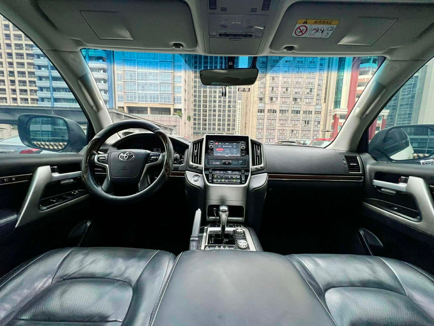 2017 Toyota Land Cruiser LC200 V8, Automatic, Diesel