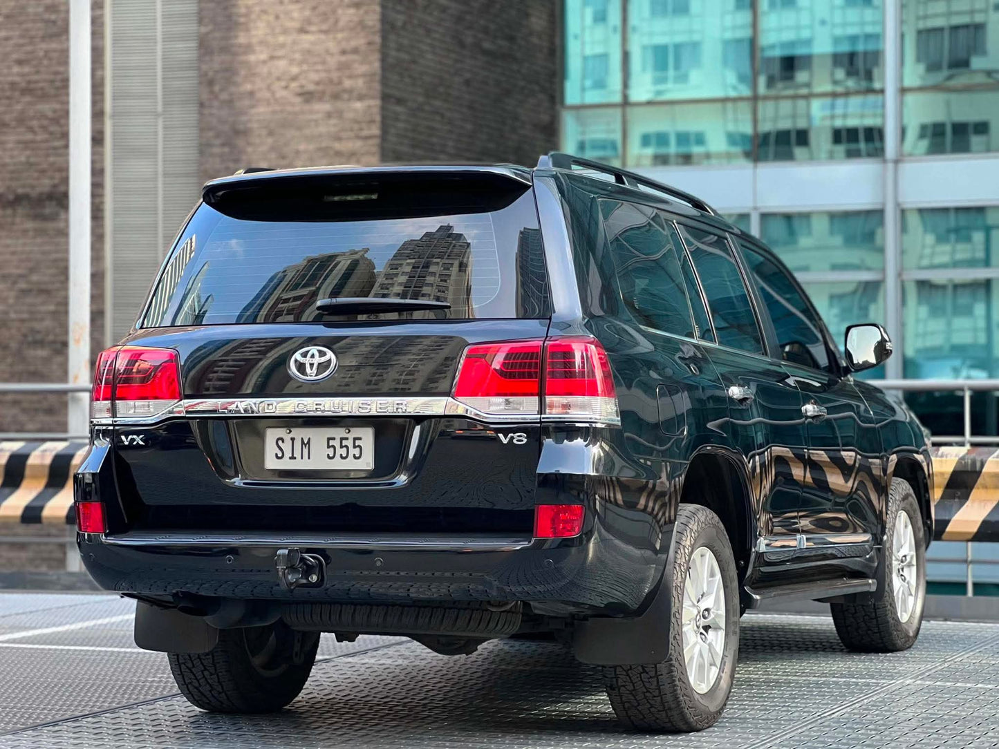2017 Toyota Land Cruiser LC200 VX Premium 4x4 V8,  Diesel Automatic