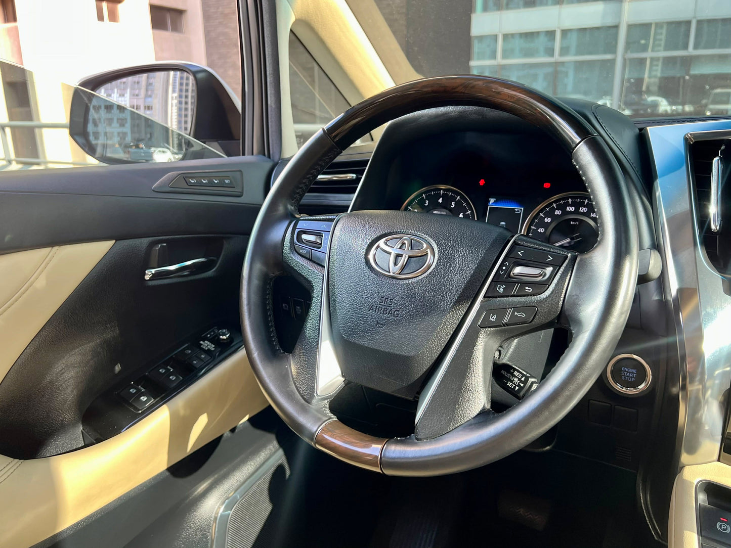 2020 Toyota Alphard 3.5, Automatic, Gas