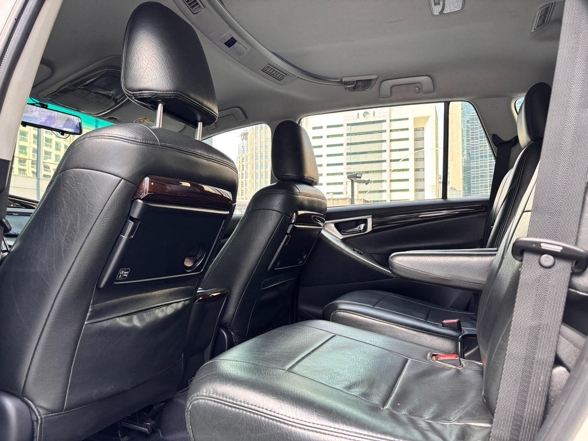2017 Toyota Innova 2.8 V, Automatic, Diesel