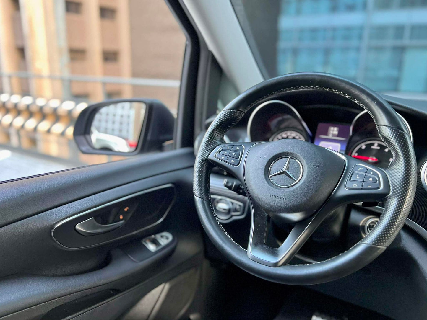 2019 Mercedes Benz V220 CDi Long Base, Automatic, Diesel