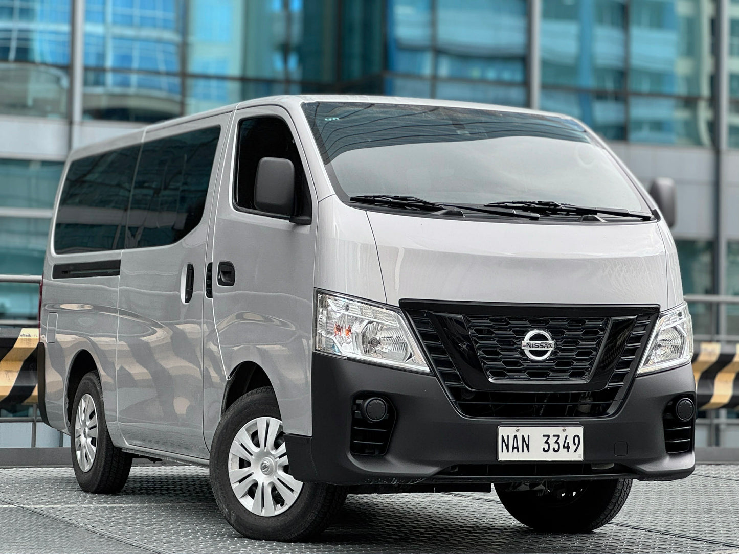 2020 Nissan Urvan NV350 2.5, Manual, Diesel