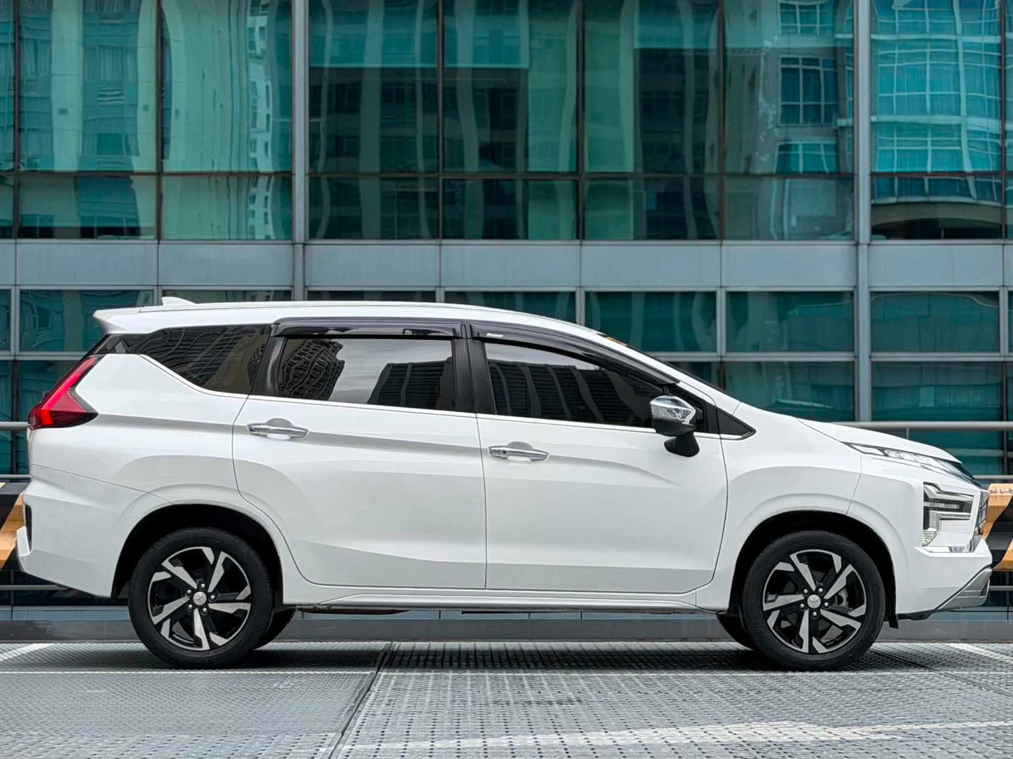 2025 Mitsubishi Xpander 1.5 GLS,Automatic, Gas