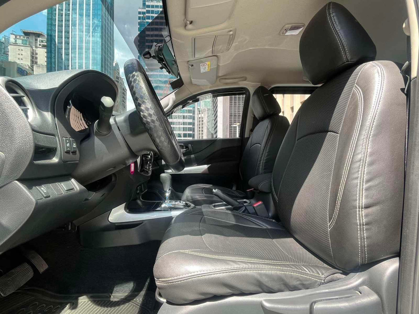 2023 Nissan Navara 2.5 VE, Automatic, Diesel