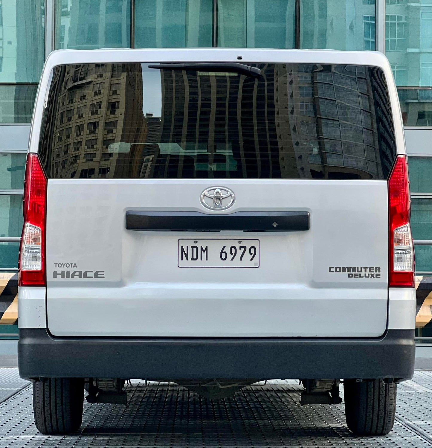 2019 Toyota Commuter Deluxe, Manual, Diesel