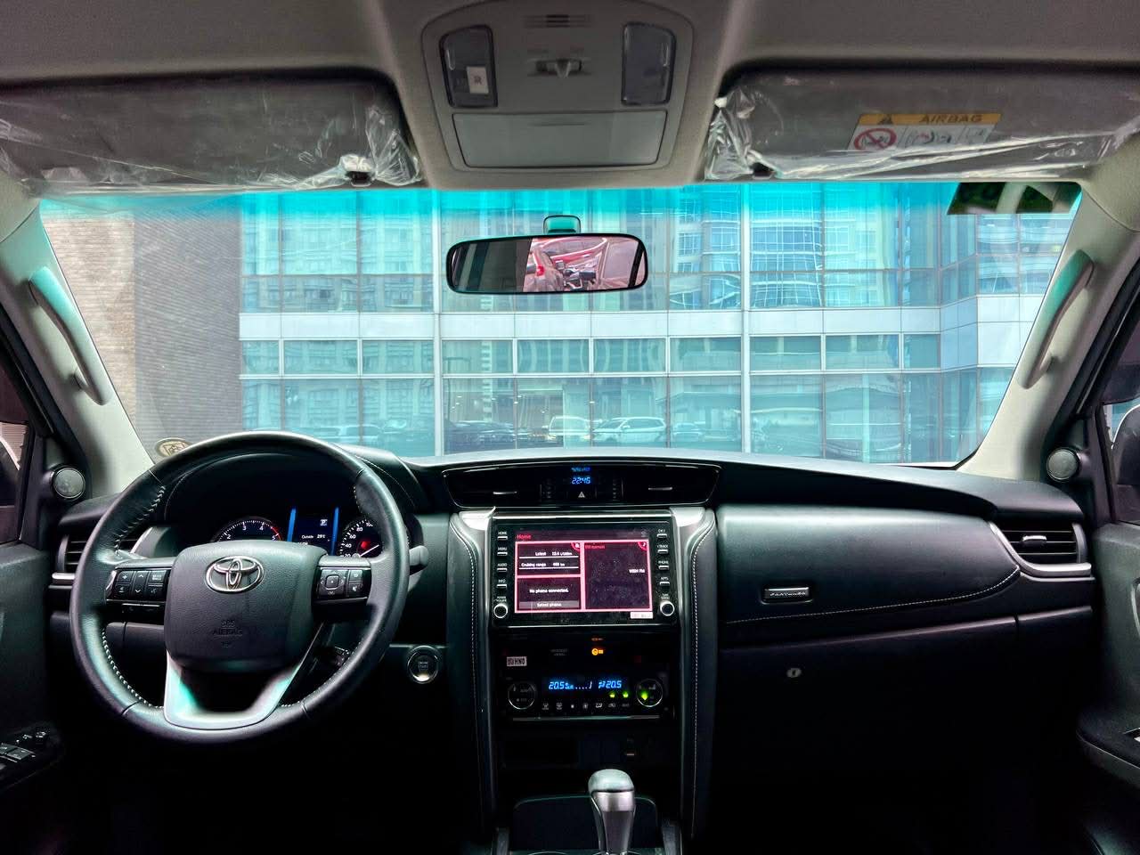 2022 Toyota Fortuner 2.4 V, Automatic, Diesel