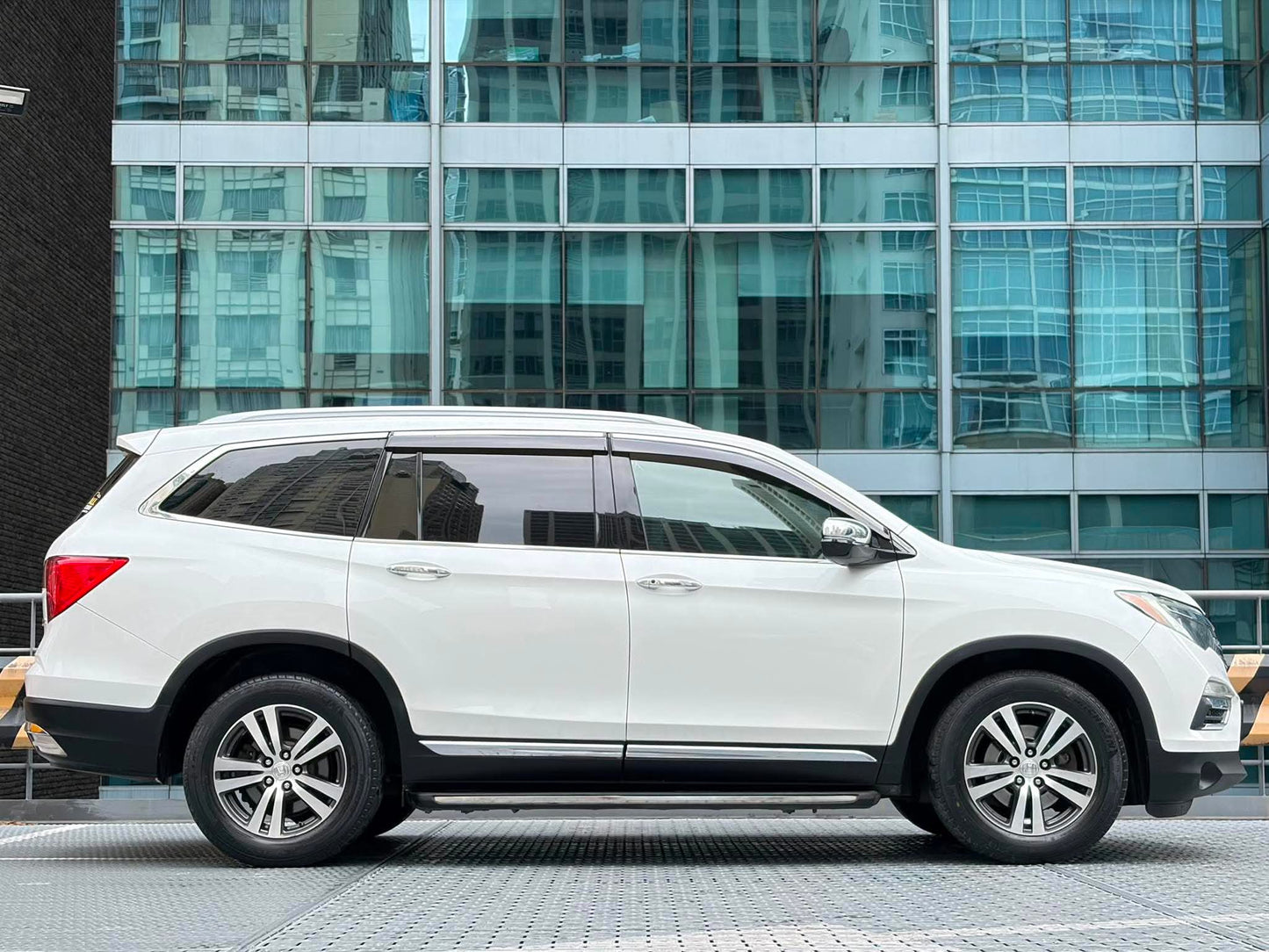 2016 Honda Pilot AWD 3.5,  Automatic, Gas