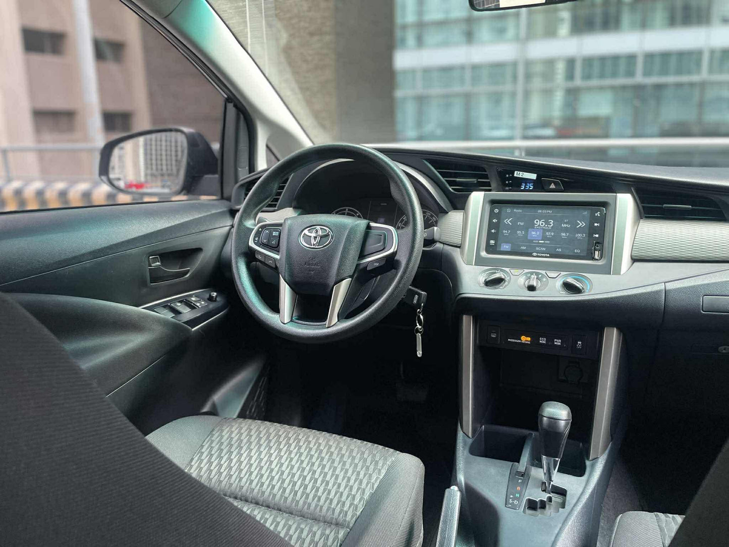 2022 Toyota Innova 2.8 E, Automatic, Gas