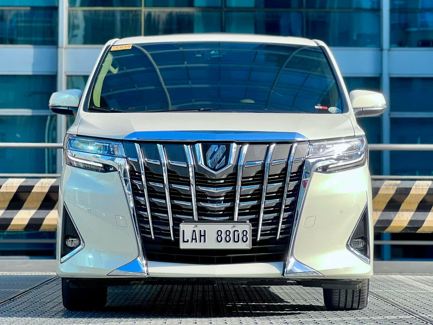 2020 Toyota Alphard 3.5, Automatic, Gas