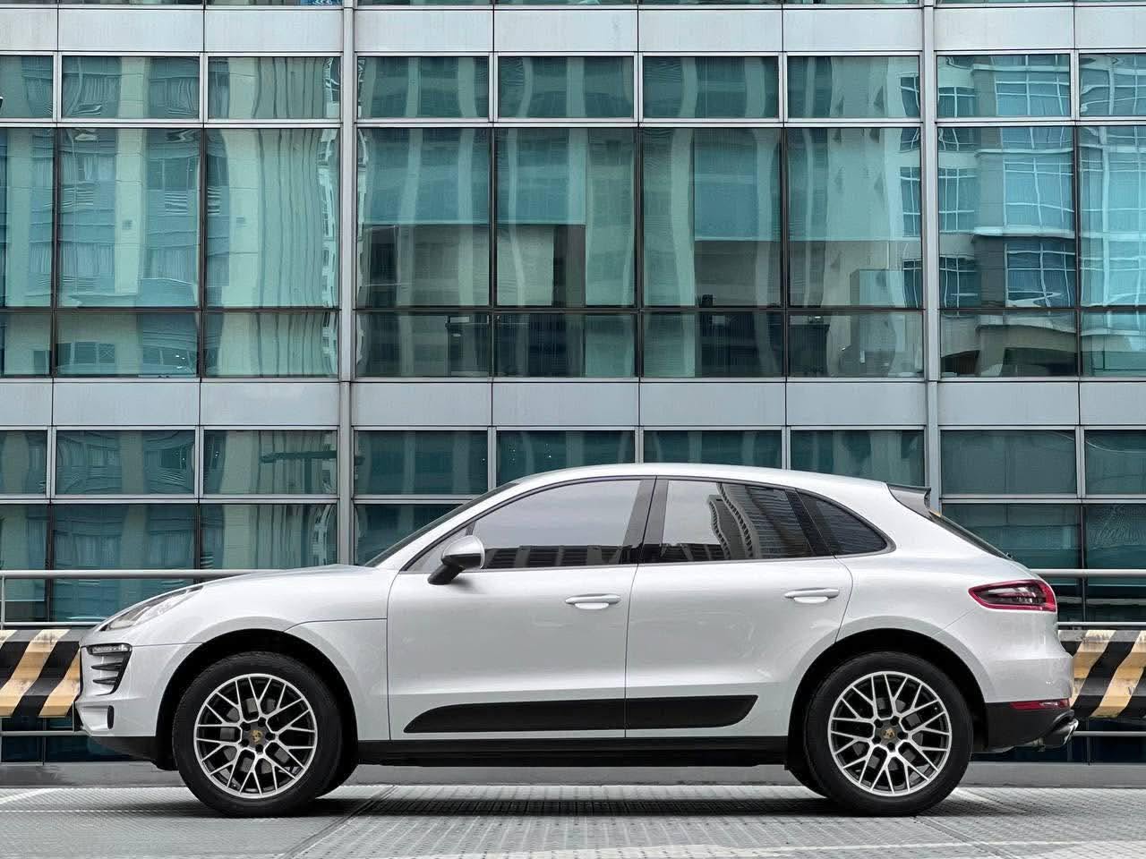 2019 Porsche Macan 2.0T Turbo, Automatic, Gas