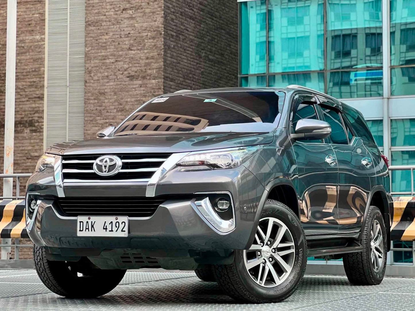 2018 Toyota Fortuner V 2.4, Automatic,  Diesel