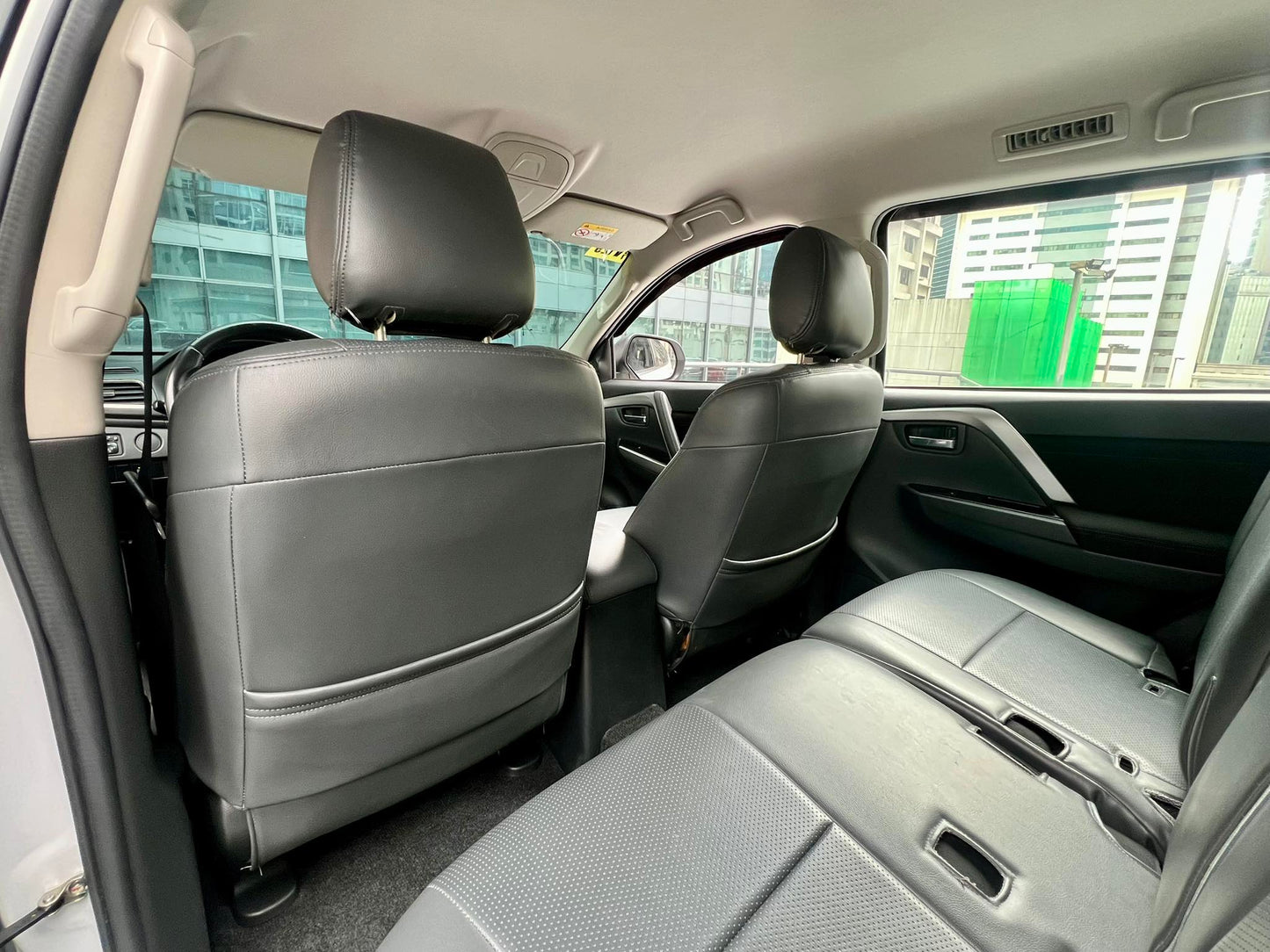 2020 Mitsubishi Montero GLX 2.5, Manual, Diesel