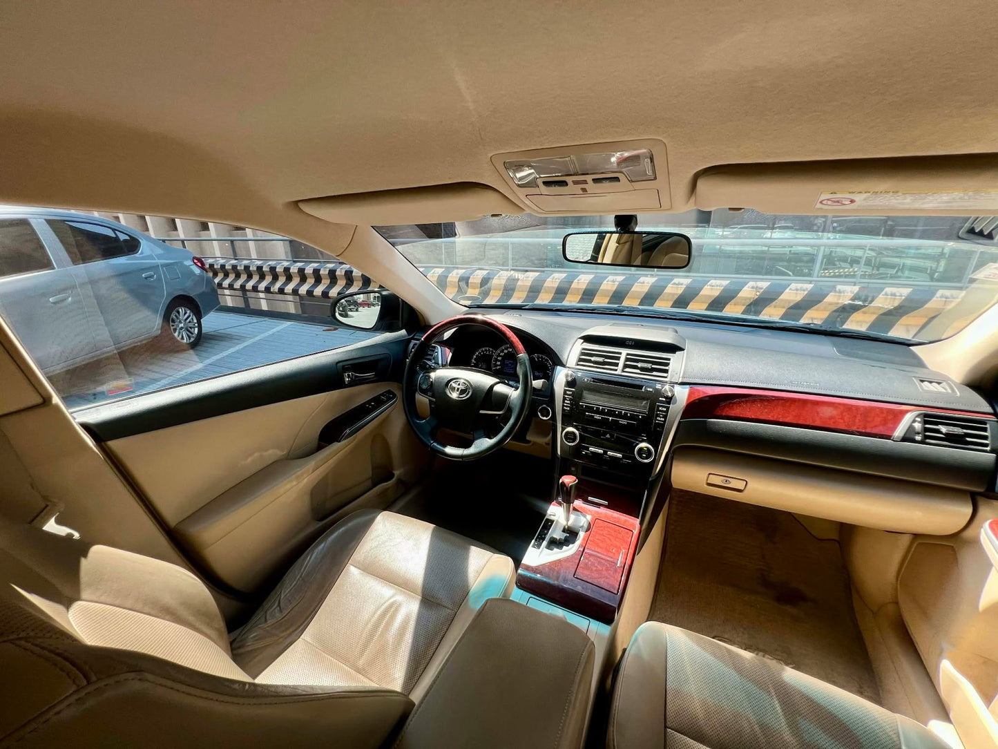 2013 Toyota Camty 2.5 V, Automatic, Gas