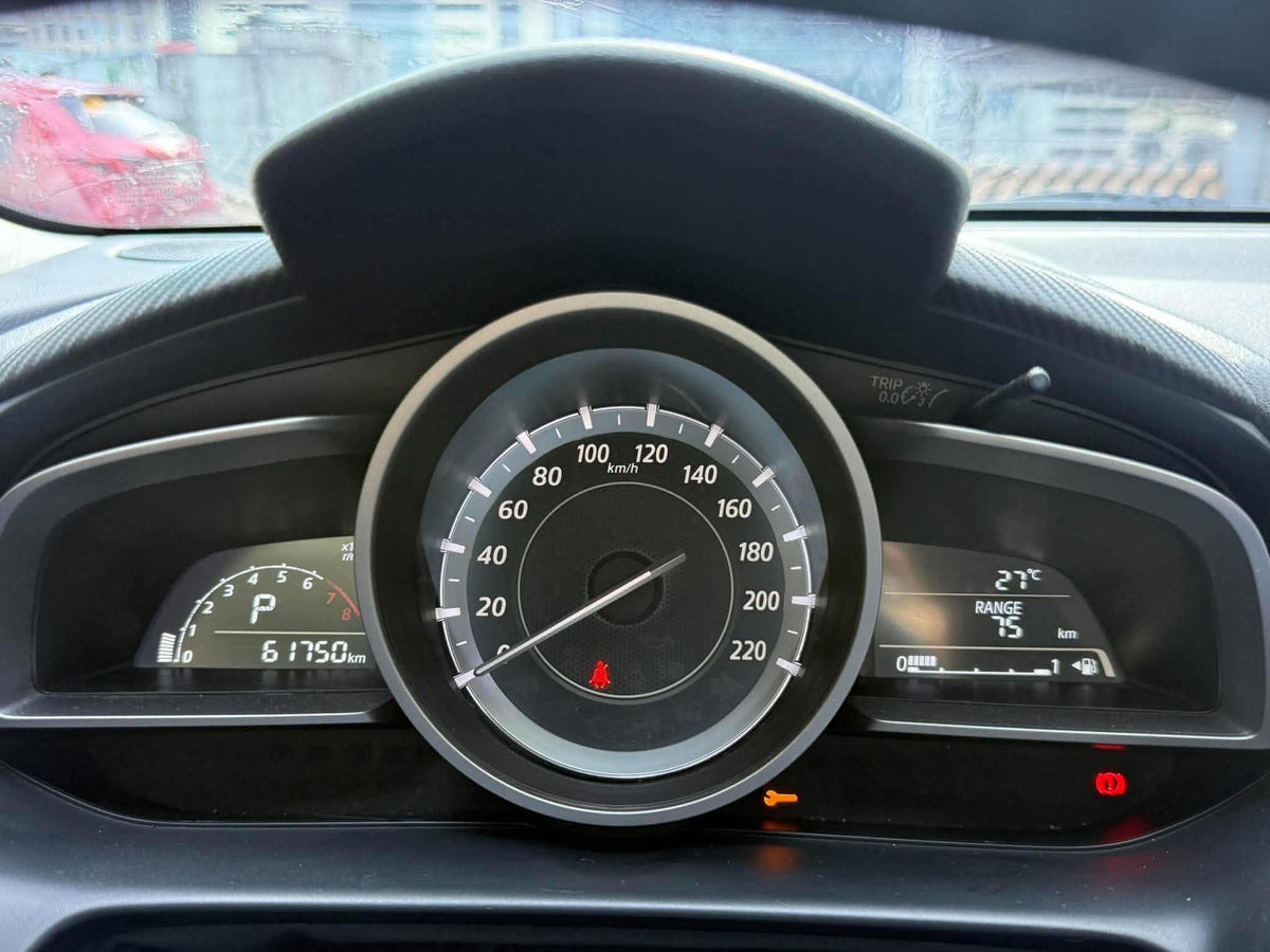2017 Mazda 2 1.5 Sedan, Automatic, Gas
