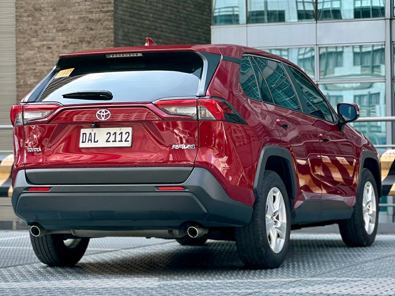 2019 Toyota Rav 4 4x2,  Automatic, Gas