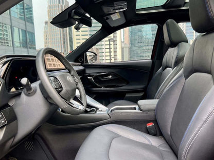 2024 Toyota Yaris Cross Hybrid, Automatic, Gas