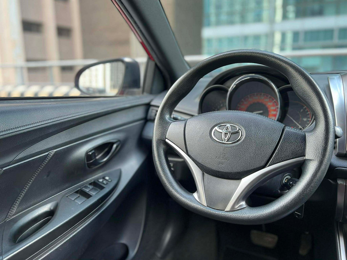 2017 Toyota Yaris 1.3 E, Automatic, Gas