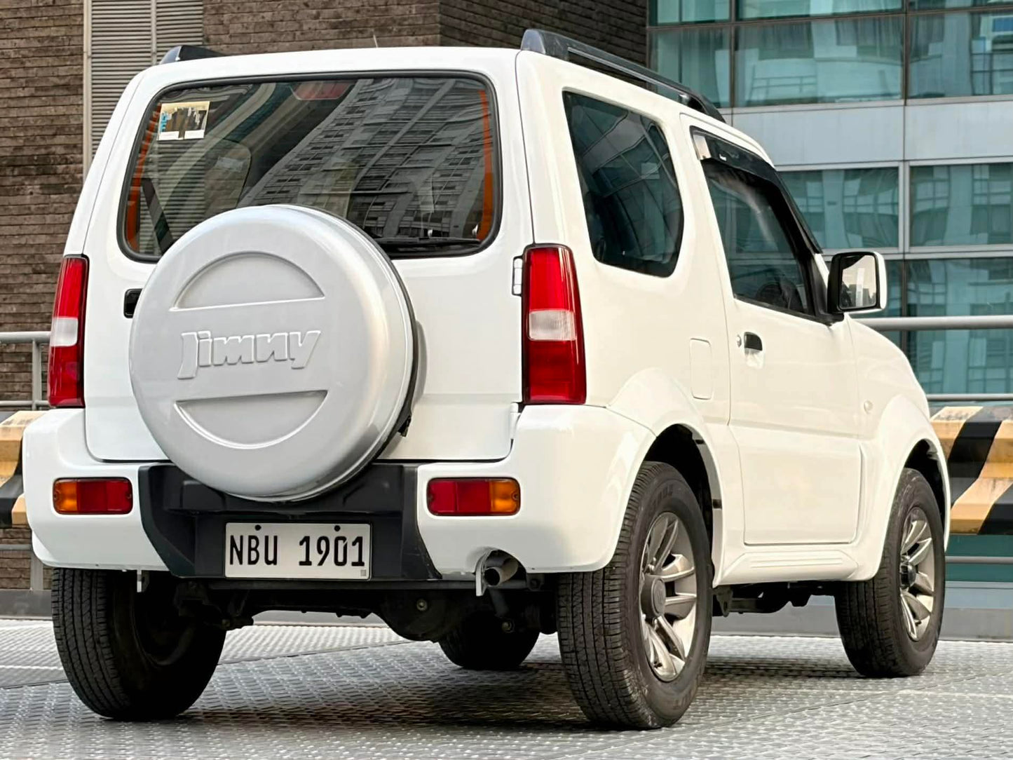 2017 Suzuki Jimny JLX 1.3 4x4, Automatic, Gas