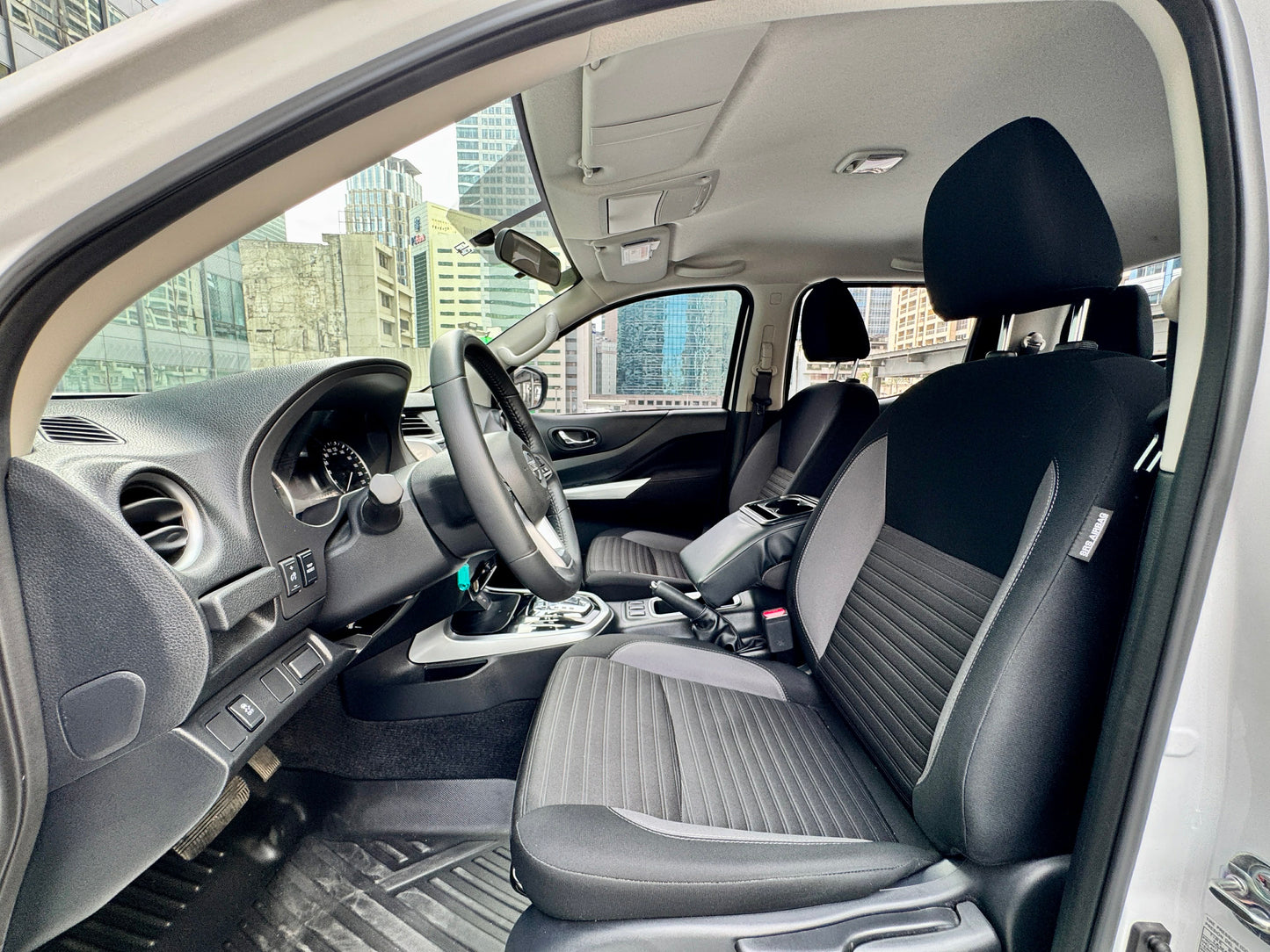 2023 Nissan Navara VE 4x2 2.5, Automatic, Diesel