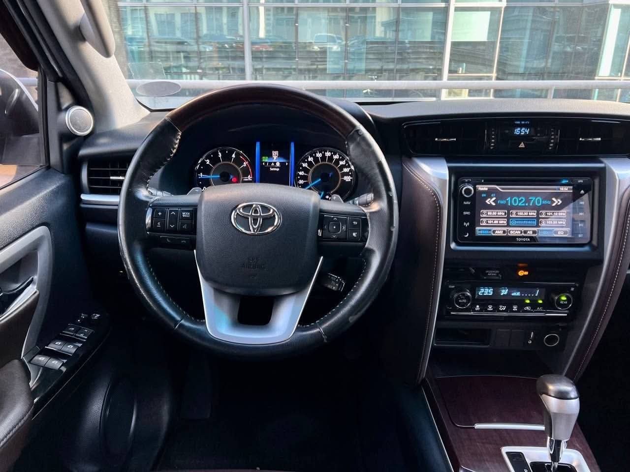 2016 Toyota Fortuner 2.4 4x2 V, Automatic, Diesel