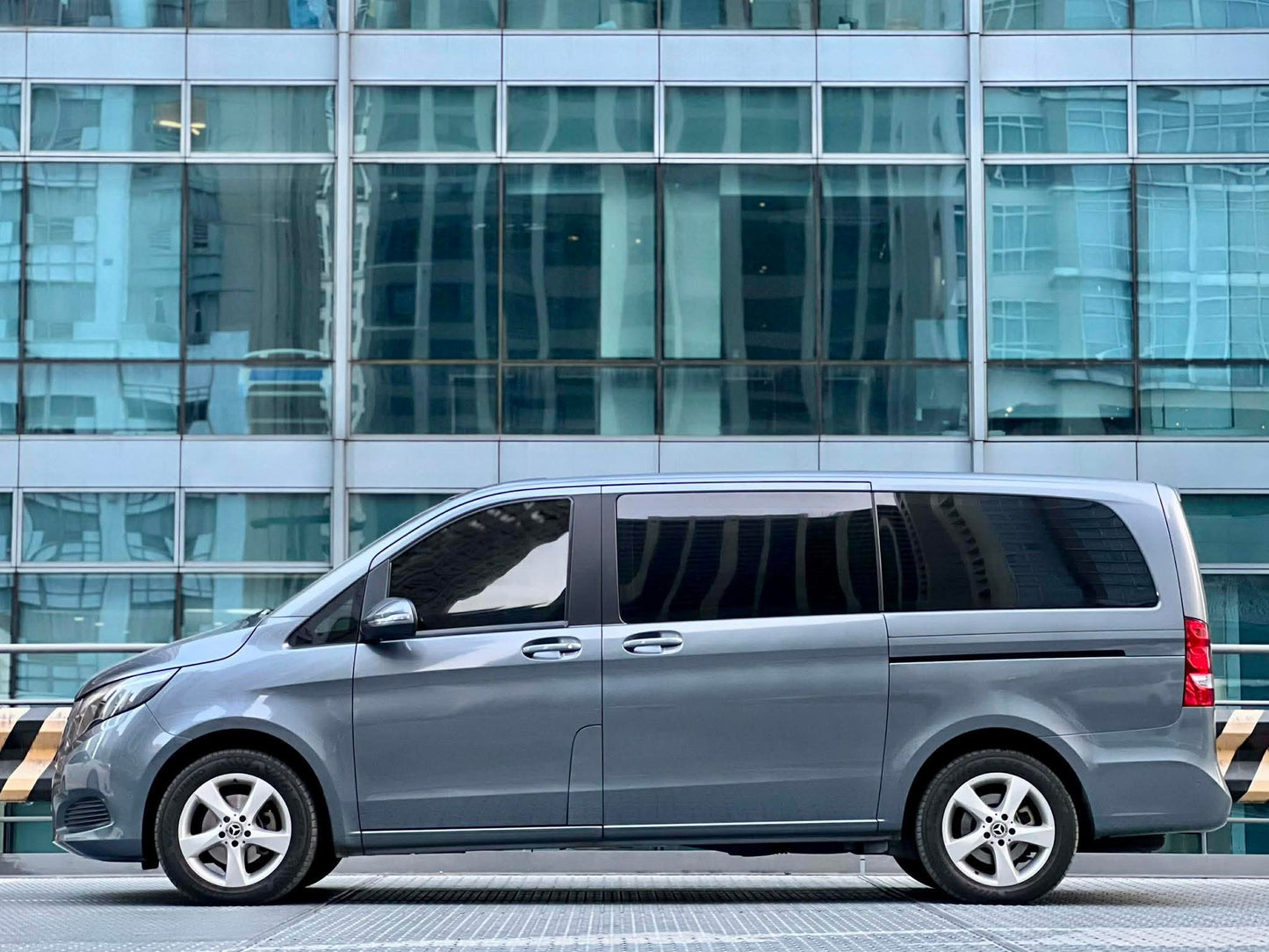 2019 Mercedes Benz V220 CDi Long Base, Automatic, Diesel